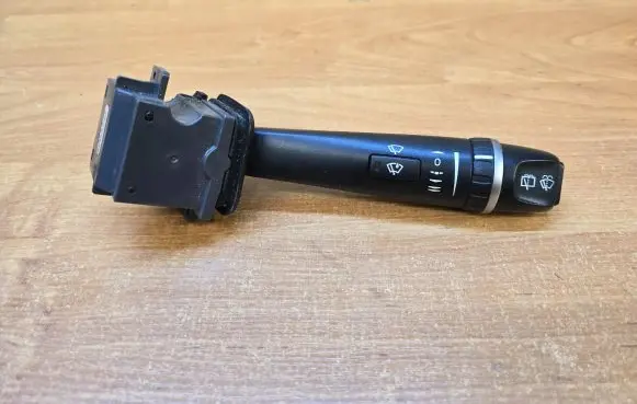 Volvo XC90 Wiper control stalk 30739218