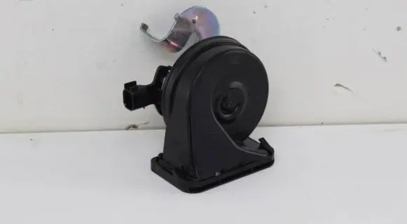 Volvo XC60 Horn signal 31416104 1227M12B34SA 2L12122017