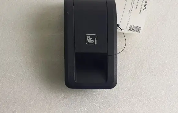 BMW 4 G22 G23 G24 G26 ISOFIX cover 52209880831 9880831 7461672
