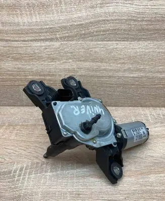 Volkswagen PASSAT B7 Rear window wiper motor 3C9955711A 53032812
