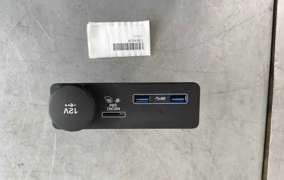 USB socket connector