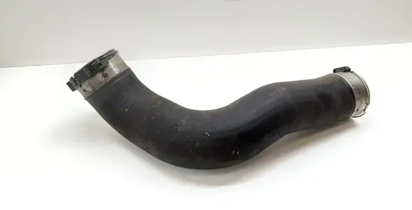 BMW 5 F10 F11 Intercooler hose/pipe 7810615