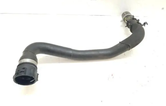 Ford Kuga II Intercooler hose/pipe 8V61-8260CD