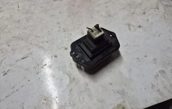 Mazda CX-7 Heater blower motor/fan resistor PM010010B