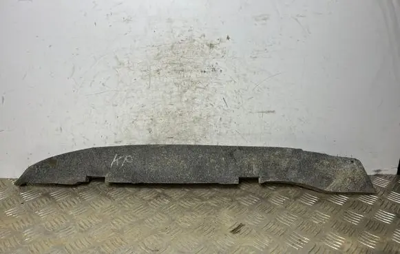 Nissan Qashqai Fender foam support/seal 