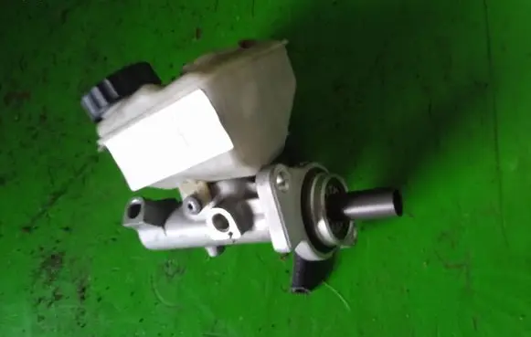 Volvo V70 Brake booster