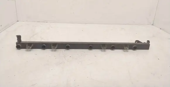 BMW 3 E30 Fuel main line pipe