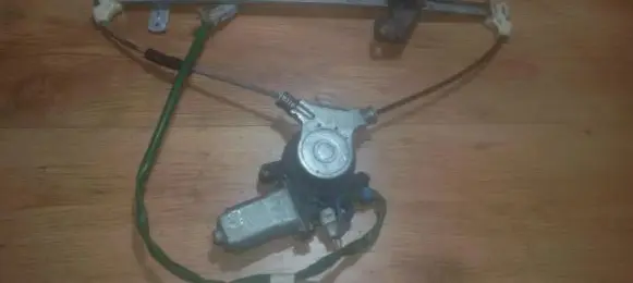 Honda Civic Front door window regulator with motor 