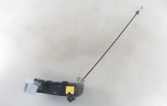 Volvo XC90 Engine bonnet/hood lock/catch 82208559