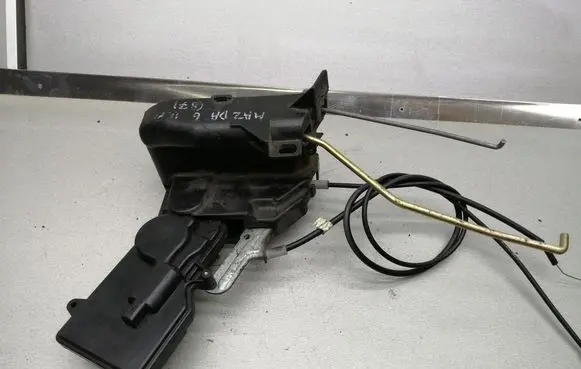 Mazda 6 Front door lock