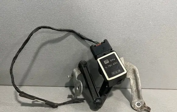 BMW 3 E90 E91 Headlight/headlamp level sensor 7697829