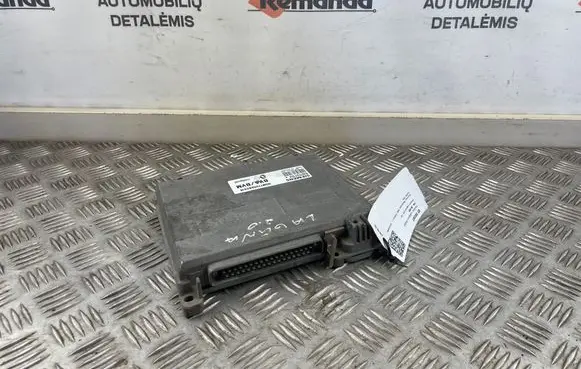 Renault Laguna I Engine control unit/module 7700864485 HOM7700860316