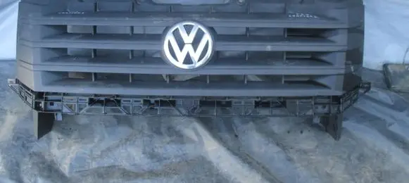 Volkswagen Crafter Front grill
