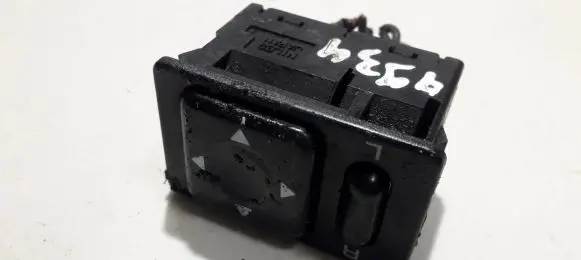 Subaru Legacy Wing mirror switch