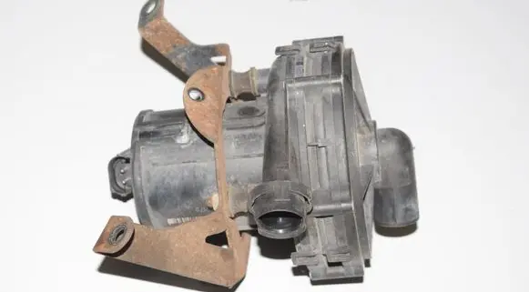 BMW X5 E53 Secondary air pump 1437910 1707589
