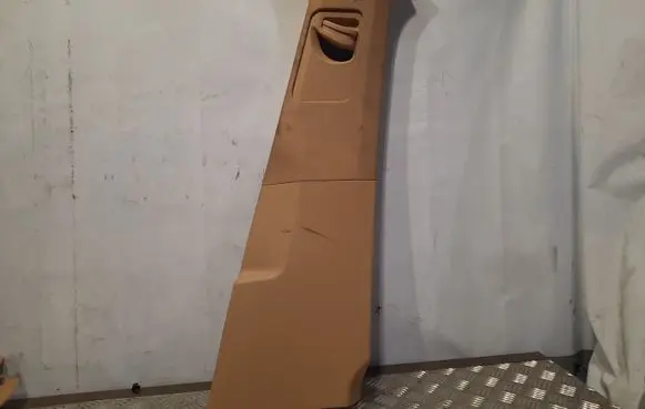 Porsche Cayenne (92A) (B) pillar trim (top) 7P5867240