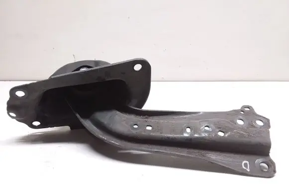 Toyota Prius (XW50) Rear upper control arm/wishbone