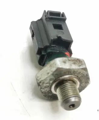 Volkswagen Golf V Oil pressure sensor 036919081c