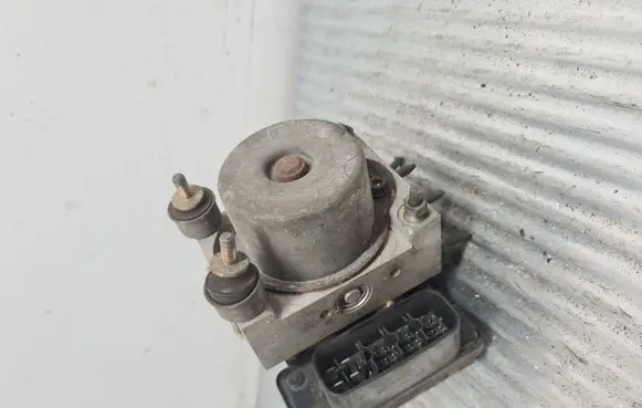 Toyota Yaris ABS control unit/module 8954152230