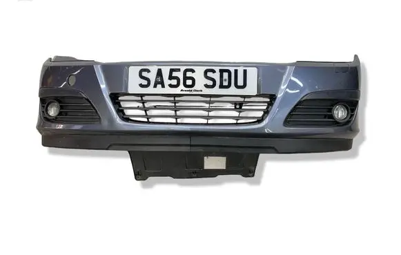 Opel Astra H Front bumper 