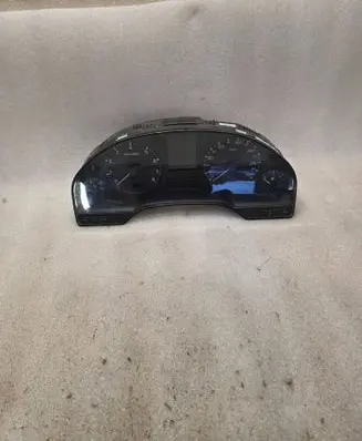 Speedometer (instrument cluster)