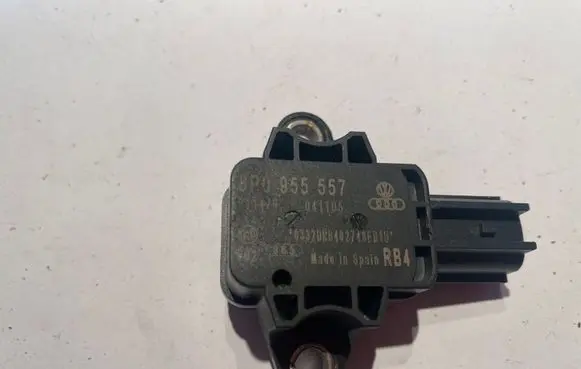Audi A3 S3 8P Airbag deployment crash/impact sensor 8P0955557