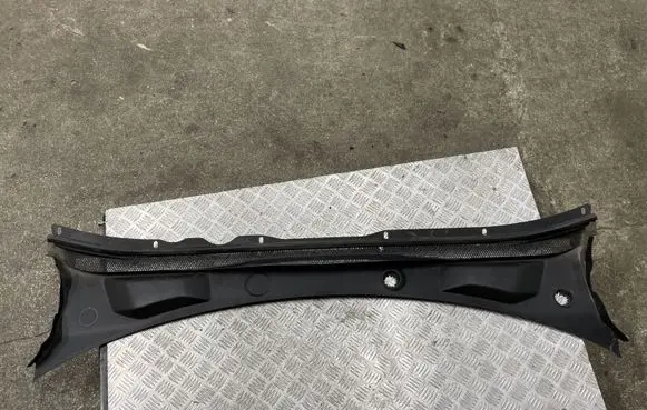 Opel Insignia B Wiper trim 39126649