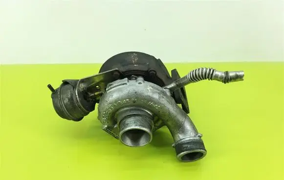 Audi A4 S4 B5 8D Turbo 059145701C