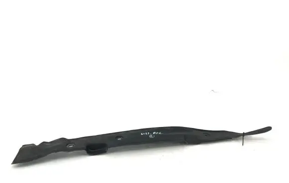 Nissan Rogue Fender foam support/seal 631316RA0B