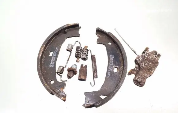 BMW 1 E81 E87 Handbrake/parking brake pads 