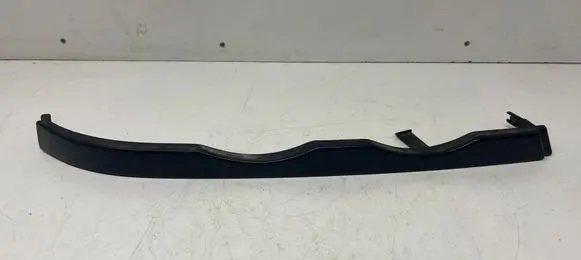 BMW 3 E46 Under headlight/headlamp trim 8208482