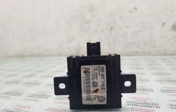 Volkswagen Touran I Alarm control unit/module 1K0907719C