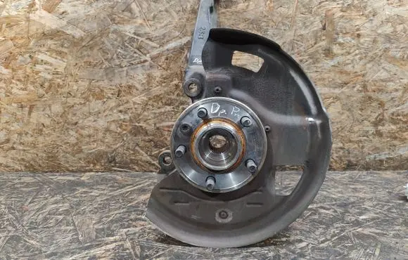 Land Rover Discovery 4 - LR4 Front wheel hub spindle knuckle AH223K185AB