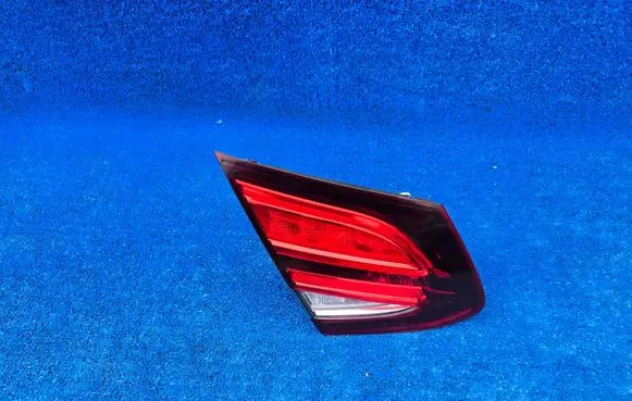 Mercedes-Benz C W205 Tailgate rear/tail lights A2059063905