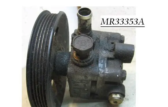 Mitsubishi Galant Power steering pump MR33353A MR512729