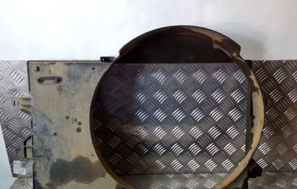 Ford Transit Radiator cooling fan shroud YC158146AE