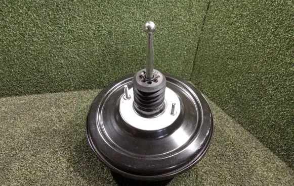 Porsche Cayenne (92A) Brake booster 7P0612101B 7P0612101 32481049