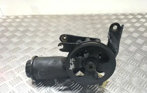 Ford Focus Power steering pump
