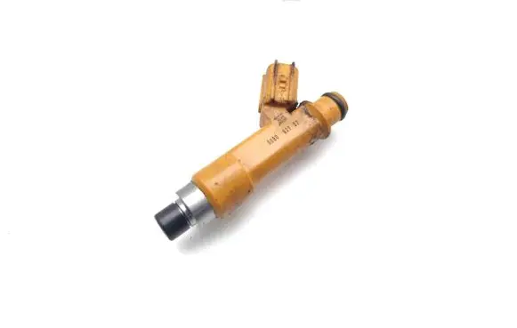 Suzuki Swift II Fuel injector 008082702