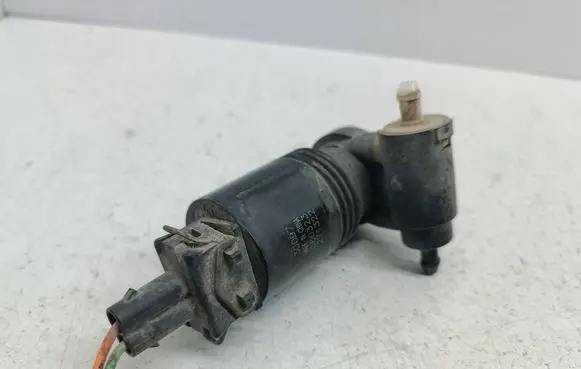 Nissan Note (E11) Windscreen/windshield washer pump 30097 271322 060323