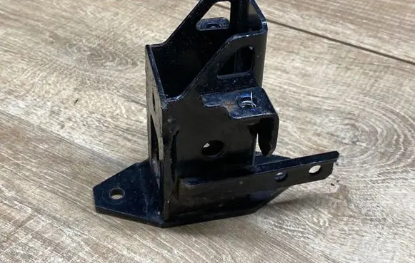 Jaguar F-Pace Radiator support slam panel bracket GX738A291CD