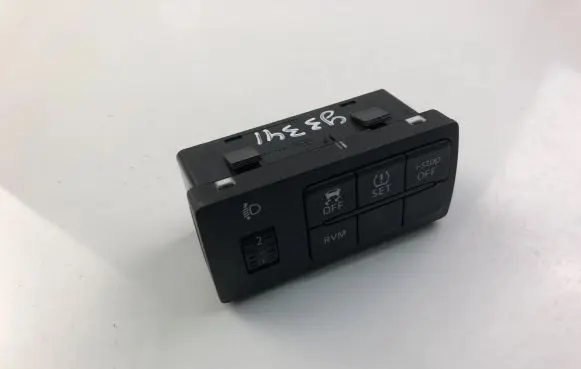 Mazda 3 II Light switch GKL266170A