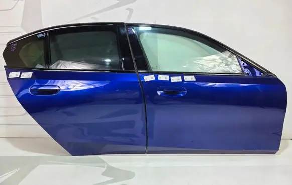 BMW M5 G90 Rear door 