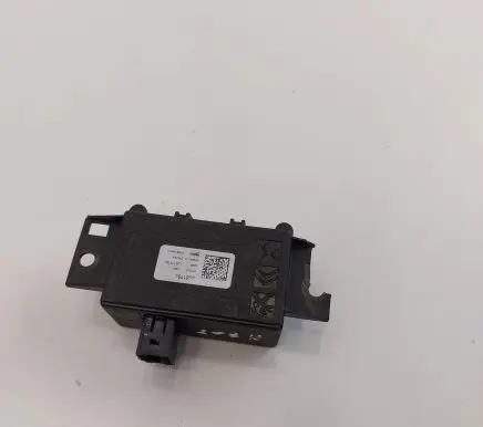 Peugeot 208 Other control units/modules 9828517980