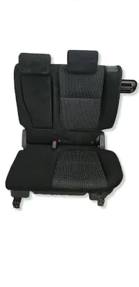 Mitsubishi Outlander Rear seat 