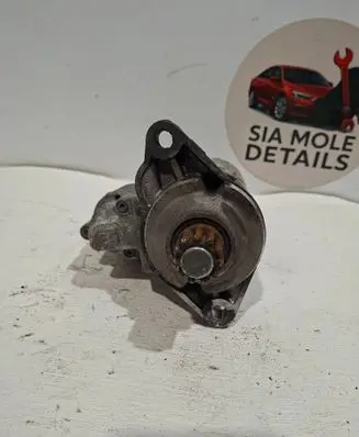 Volkswagen Golf V Starter motor 02E911023LX