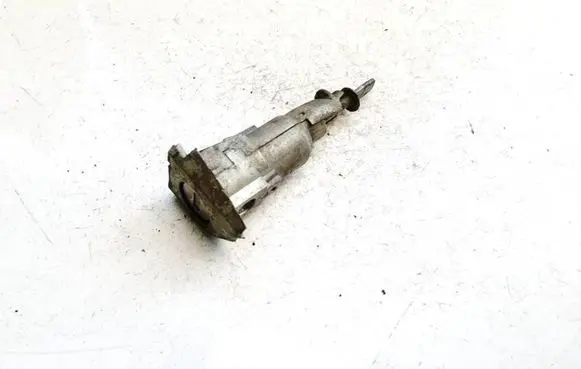 Skoda Superb B6 (3T) Front door lock (next to the handle) 167c