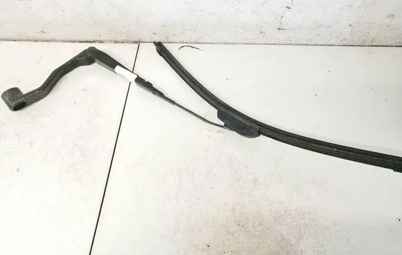 Jeep Patriot Front wiper blade arm