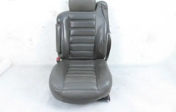 Hummer H2 Front driver seat 