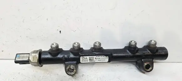 Volvo V40 Fuel main line pipe 9685297580 31422169